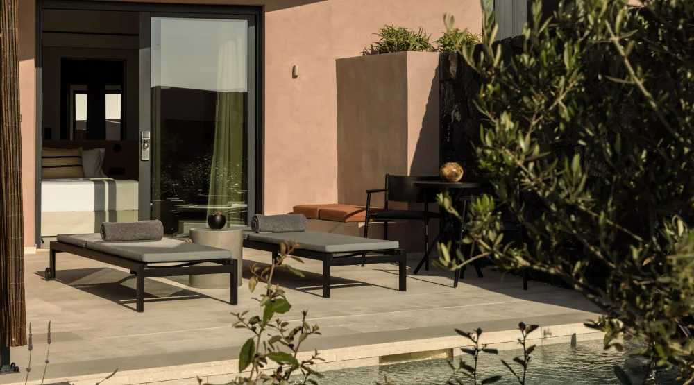 Echoes Retreat with Zen Pool at Domes Novos Santorini