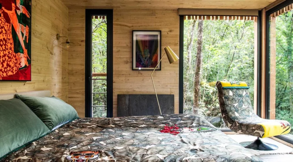 Moodywood - Suite with Jacuzzi and Sauna at Loire Valley Lodges Hotel