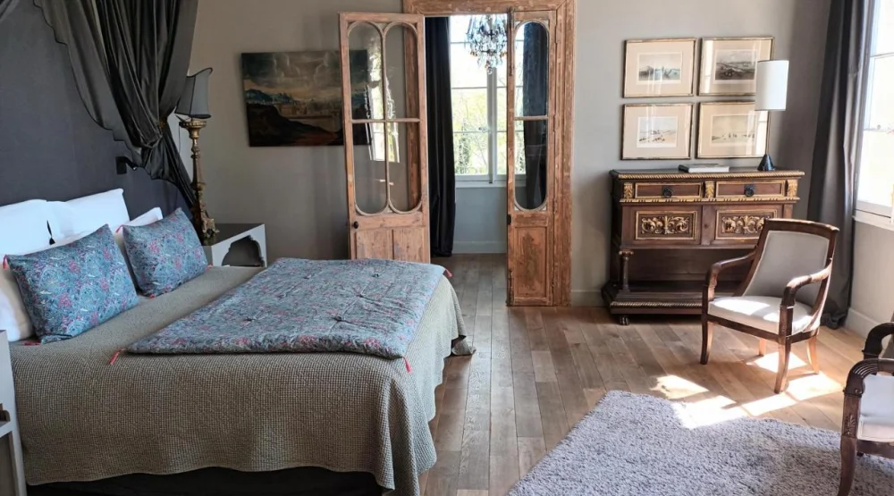 Suite with Garden View at La Divine Comedie