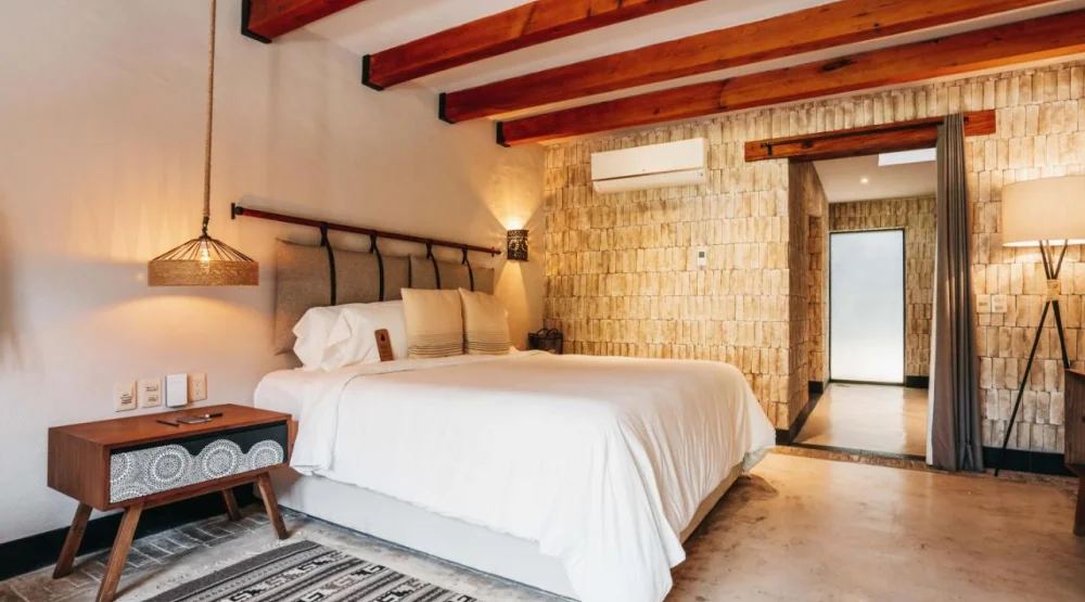 Premium King Room at Hotel Amomoxtli