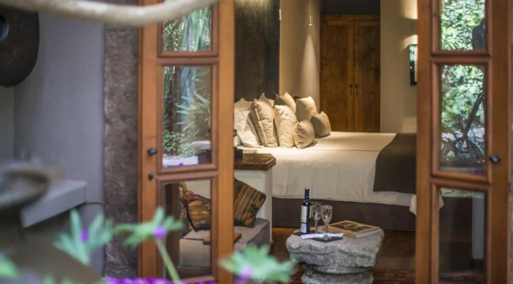 Deluxe Suite at Casa No Name