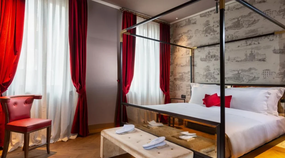 Suite with River View at Madama Garden Retreat