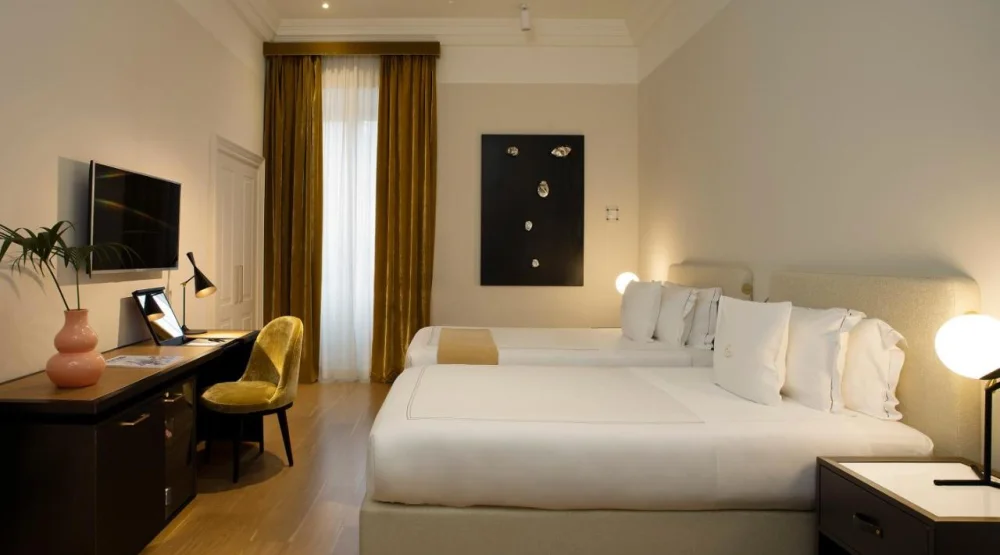 Luxury Triple Room at Elizabeth Unique Hotel Rome