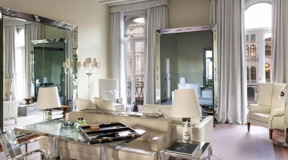 Signature Gran Canal Suite at Palazzina Grassi