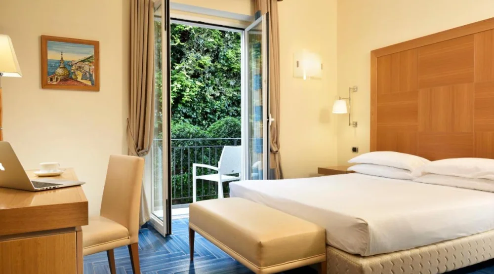 Standard Double Room at Hotel Raito