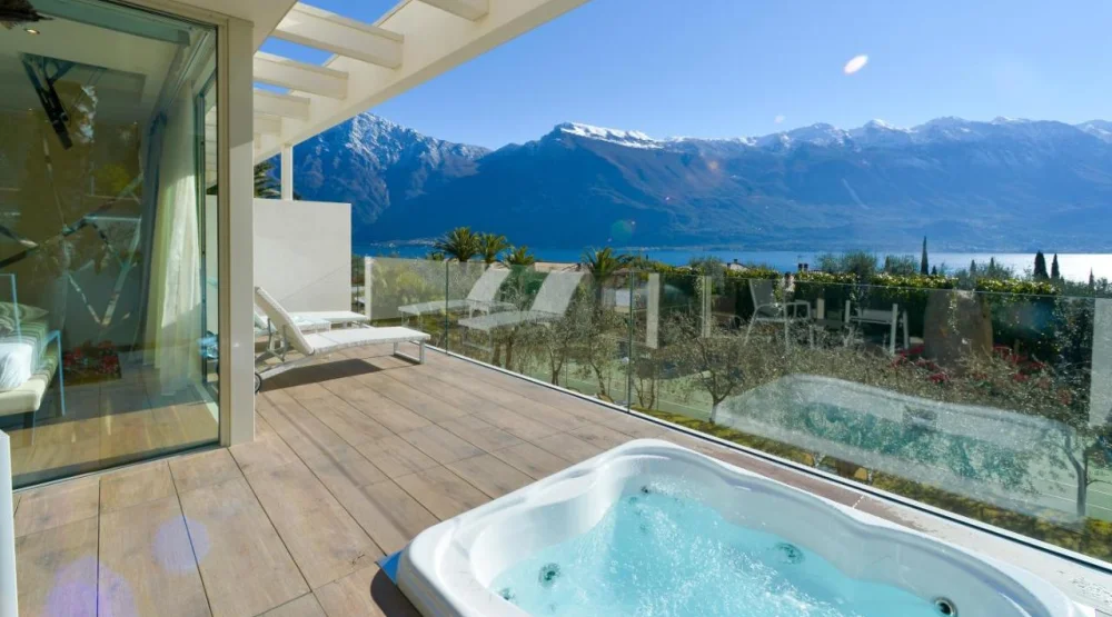 Deluxe Suite with Lake View Terrace and Spa Bath at Park Hotel Imperial