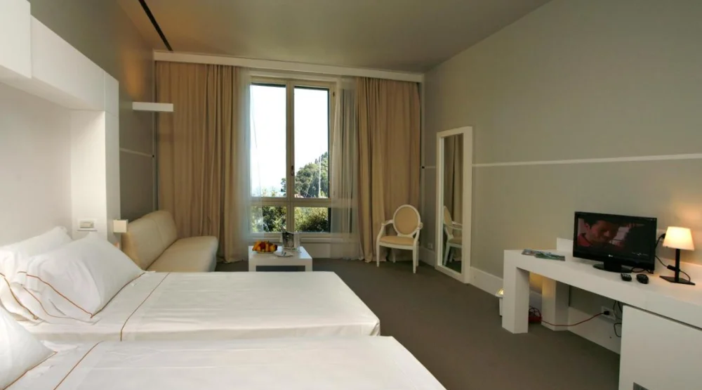 Deluxe Family Room with Sea View at Hotel Piccolo Portofino