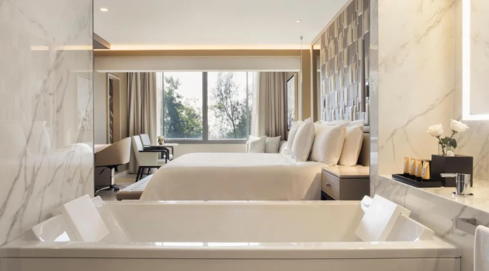 Executive Jr. Suite at El Embajador a Royal Hideaway Hotel