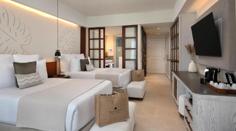 Preferred Club Junior Suite Ocean View Double Bed at Secrets Playa Esmeralda