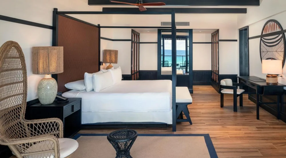 Privilege Rooftop Master Suite at Ocean Eden Bay