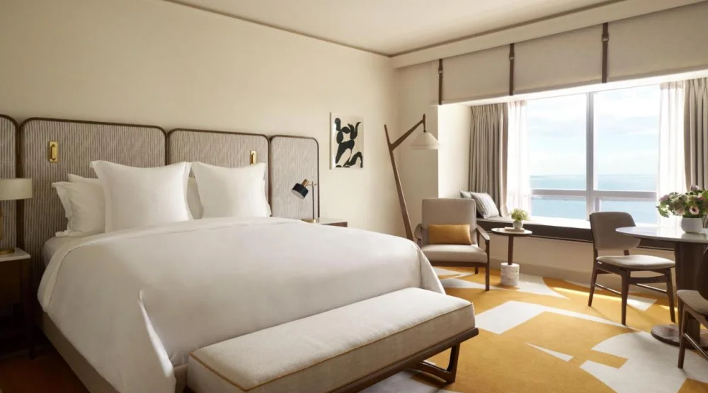 Bayfront Corner Suite at Four Seasons Hotel Miami