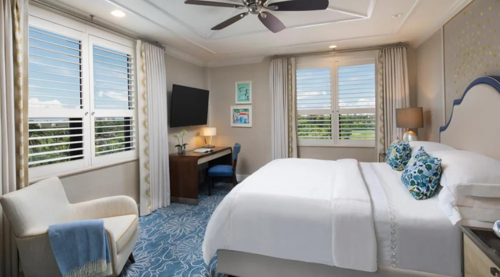 Deluxe Suite Resort View at The Breakers Hotel