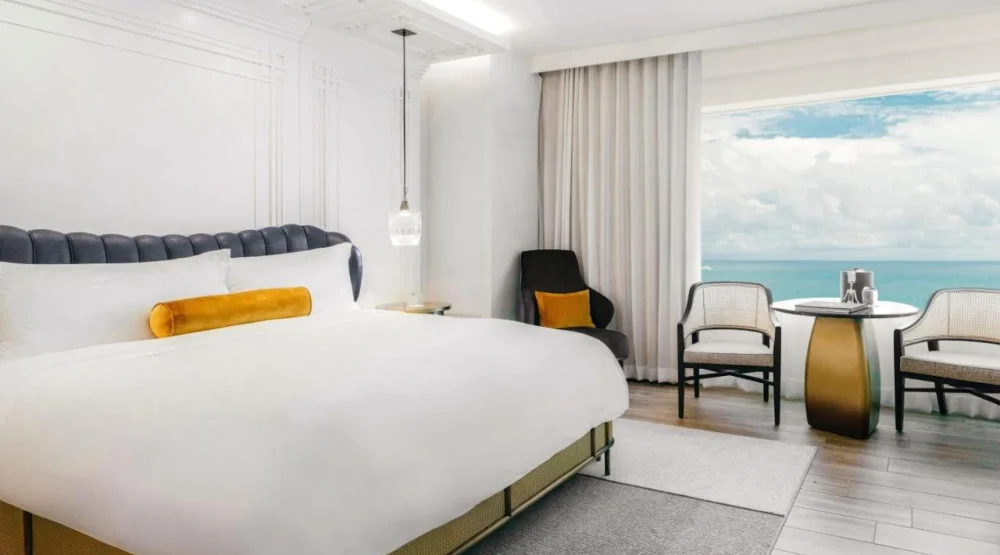Partial Ocean View Room with One King Bed at The Ritz-Carlton South Beach