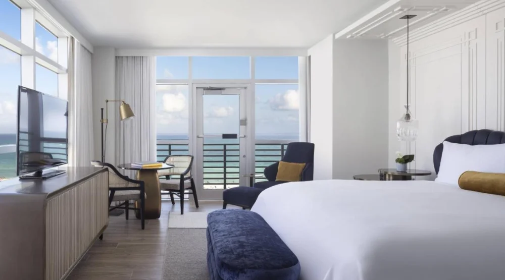 Club Ocean View Room with One King Bed at The Ritz-Carlton South Beach
