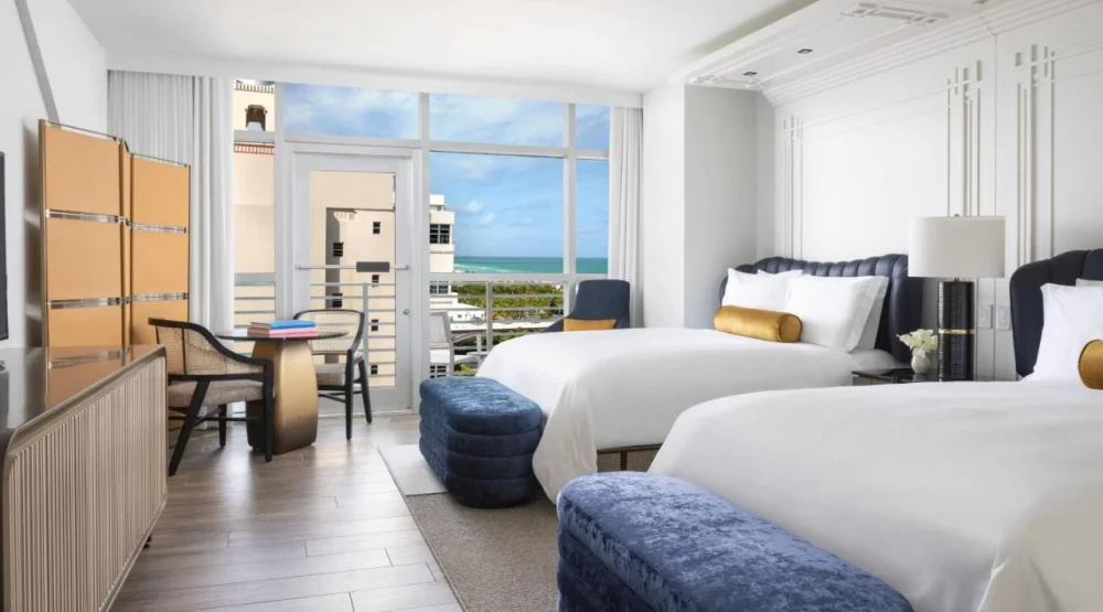 Club Partial Ocean View Room with Two Double Beds at The Ritz-Carlton South Beach