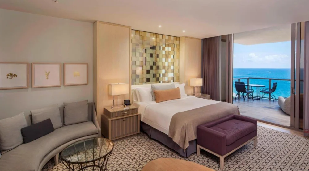 Grand Luxe King, Guest Room, One King, Oceanfront at The St. Regis Bal Harbour Resort Hotel