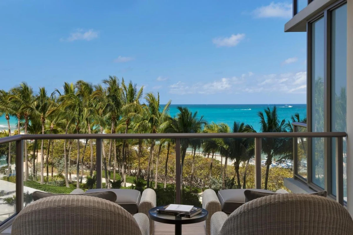 The St. Regis Bal Harbour Resort Hotel - Hotel Photo 1