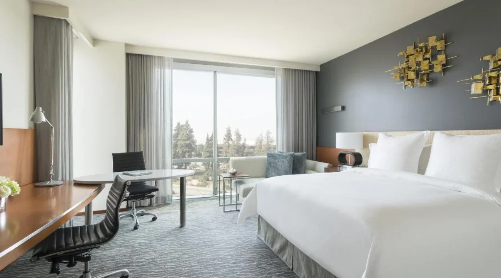 Superior Room with One King Bed at Four Seasons Silicon Valley At East Palo Alto