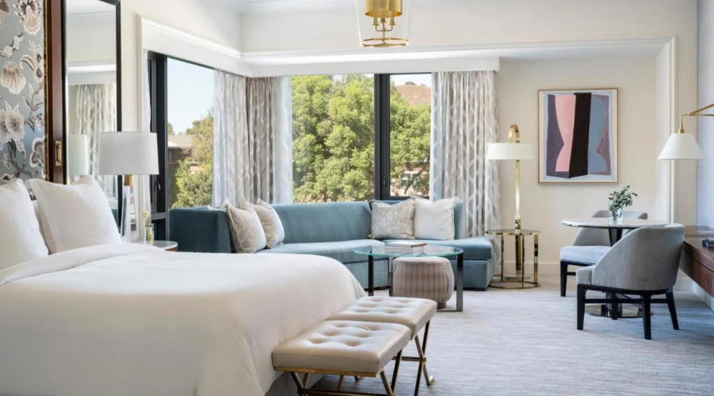 Corner Studio Suite with King Bed at Four Seasons Westlake Village