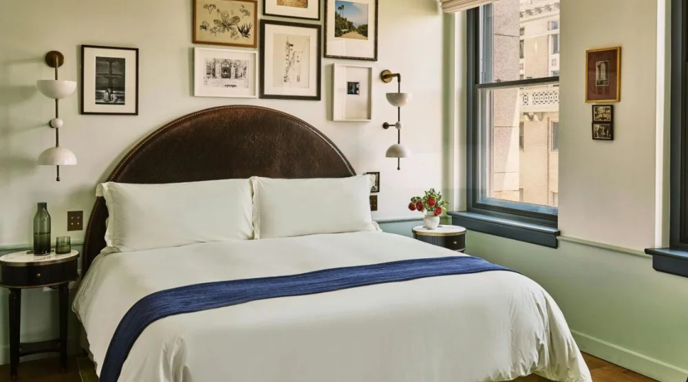 Study King Room with City View at Hotel Per La Autograph Collection