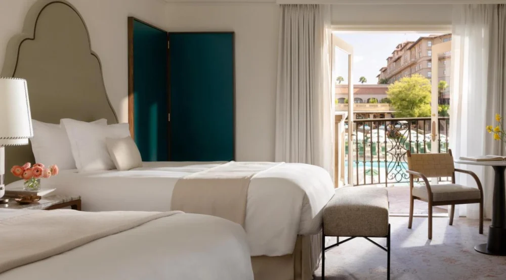 Lanai Balcony Pool View Double at The Langham Huntington