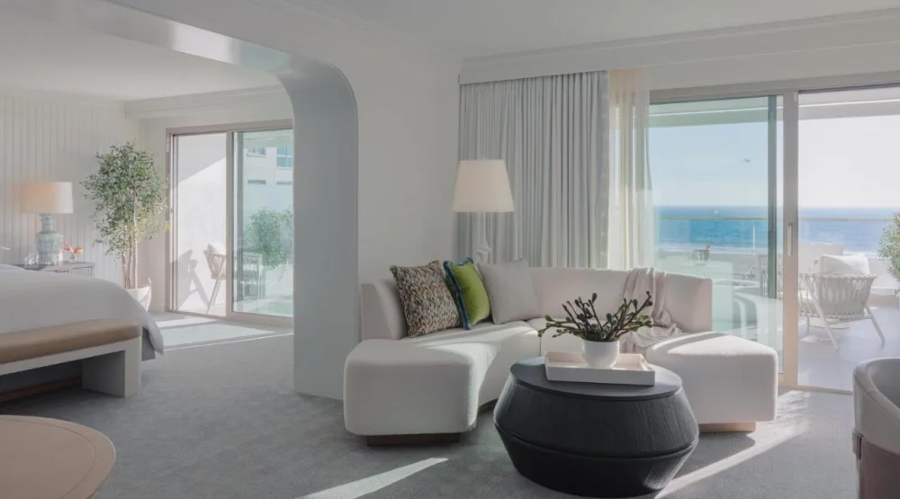 King Room with Oceanfront /balcony/firepit at Regent Santa Monica Beach