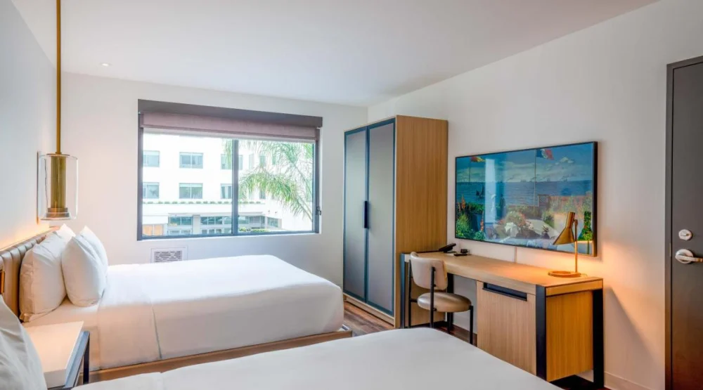 Two Kings at Shashi Hotel Mountain View, An Urban Resort