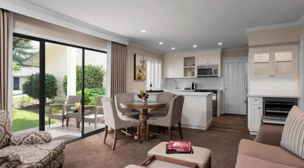 Mansion Estates One Bedroom Suite at Silverado Resort