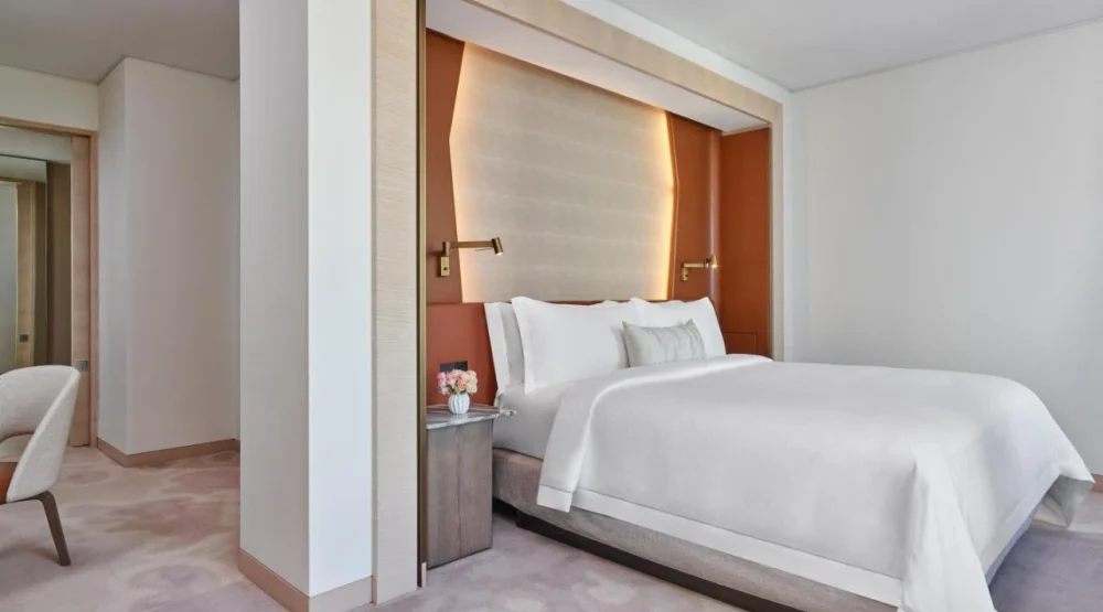 Metropolitan Suite, One Bedroom Suite, One King, Corner Room at The St. Regis San Francisco