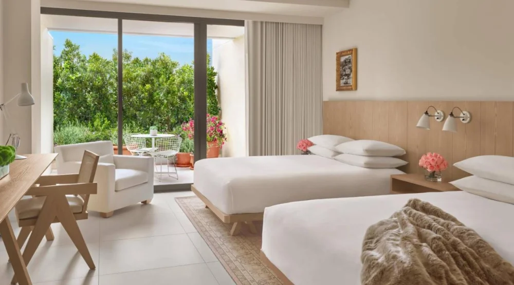 Deluxe Terrace, Guest Room, Two Queen, City View, Balcony at The West Hollywood EDITION