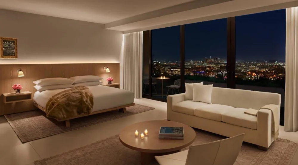 Loft Terrace, Guest Room, One King at The West Hollywood EDITION