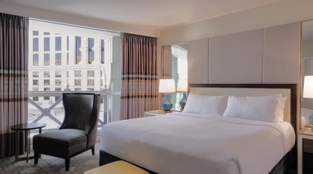 Julius Executive Studio Suite King Strip View at Caesars Palace Hotel & Casino