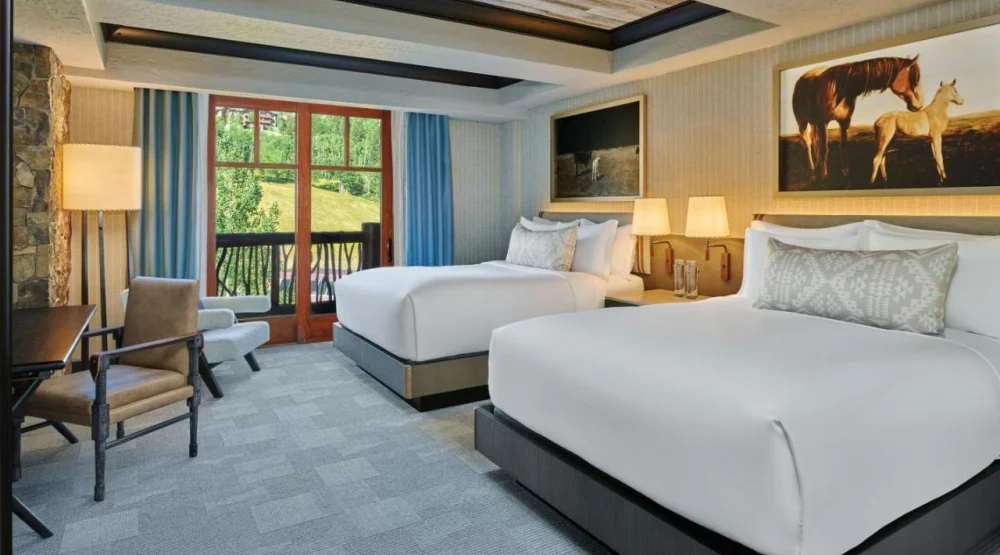 Guest Room, Two Queen, Mountain View at The Ritz-Carlton Bachelor Gulch