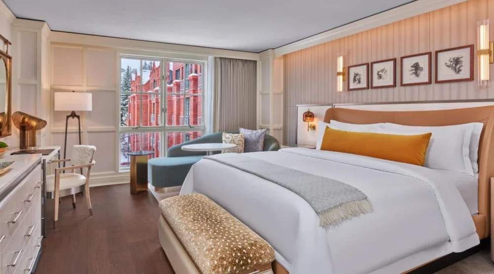 Grand Deluxe, Guest Room, One King at The St. Regis Aspen Resort