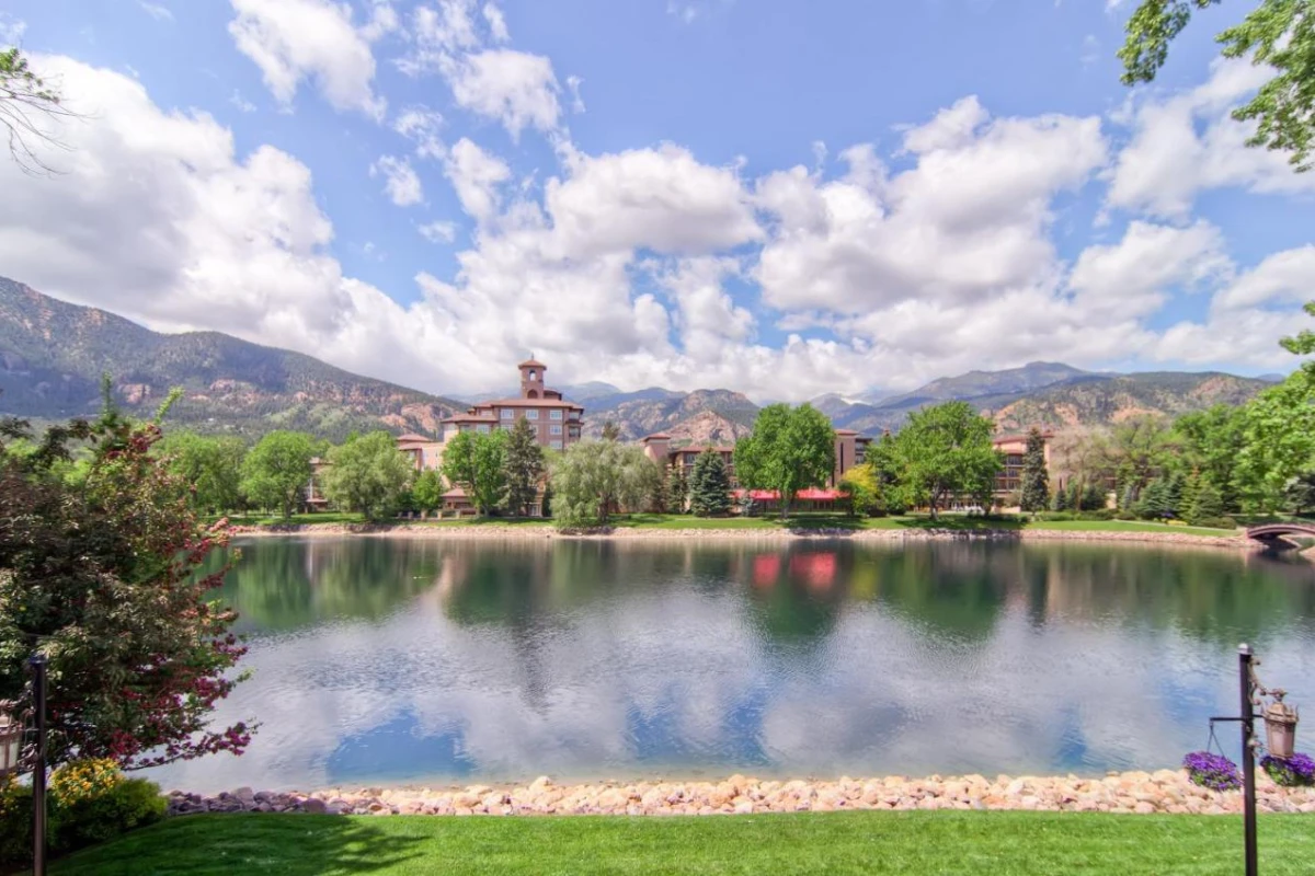 The Broadmoor - Hotel Photo 4