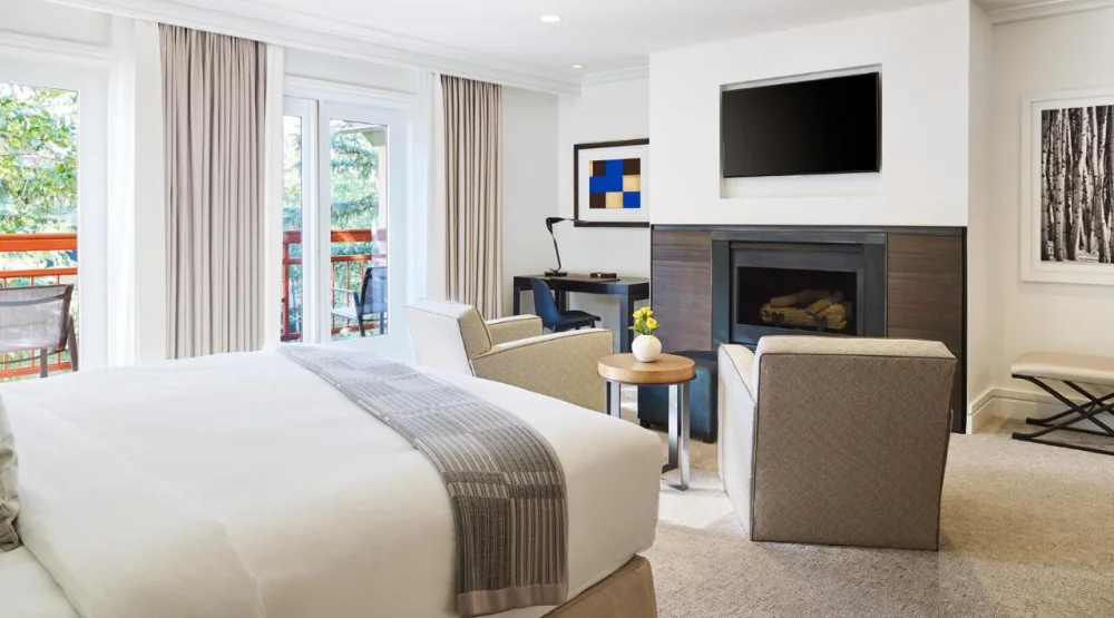 Town Side One King at The Little Nell