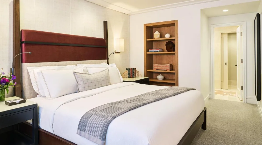 Premium Mountain One King at The Little Nell