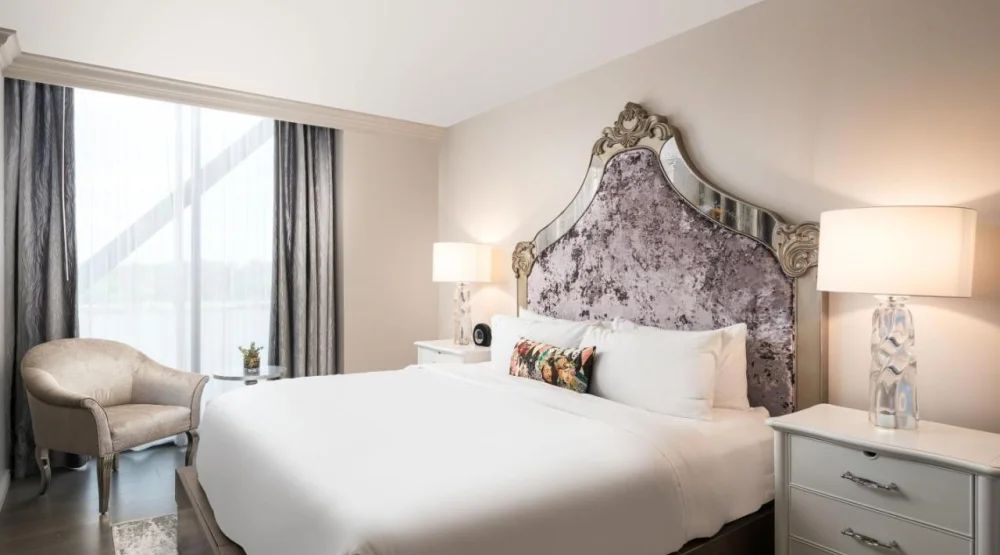 Guest Room, One King, River View, Three Muses at JW Marriott Savannah Plant Riverside District