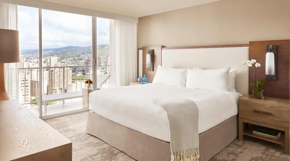 Waikiki Mountain View One King at Alohilani Resort Waikiki Beach