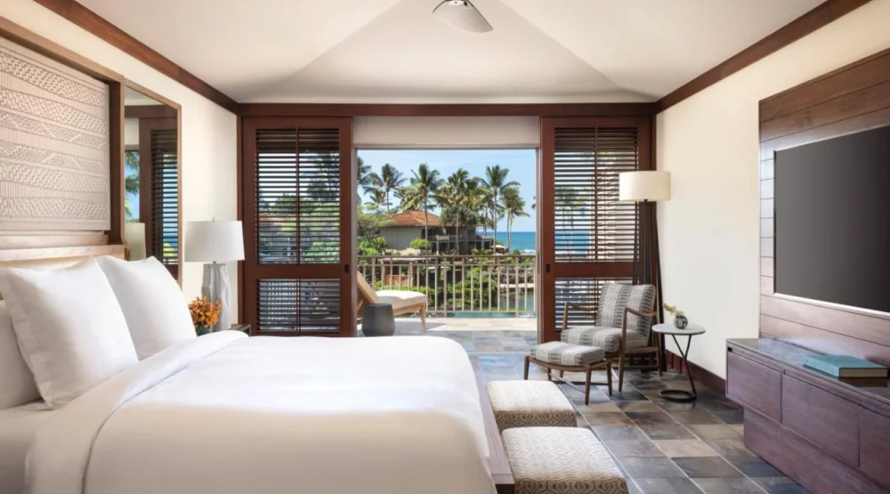 Deluxe King Room with Ocean View at Four Seasons Resort Hualalai