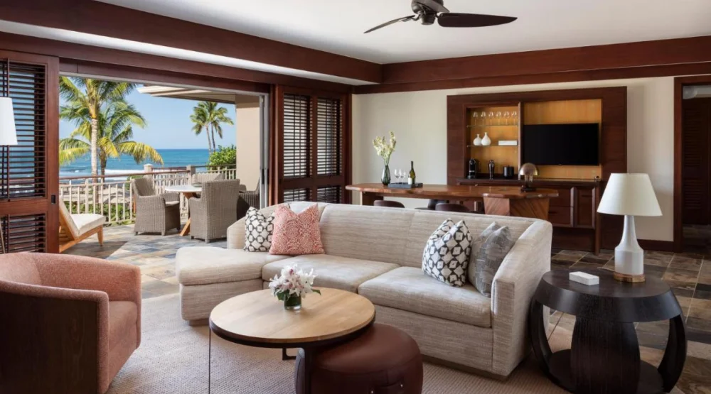 Deluxe King Suite with Prime Ocean View at Four Seasons Resort Hualalai