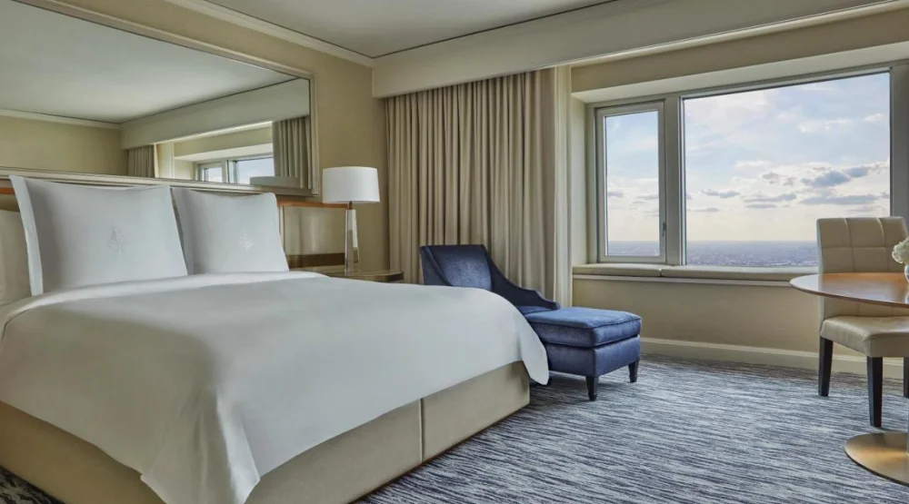 King Room with Lake View at Four Seasons Hotel Chicago