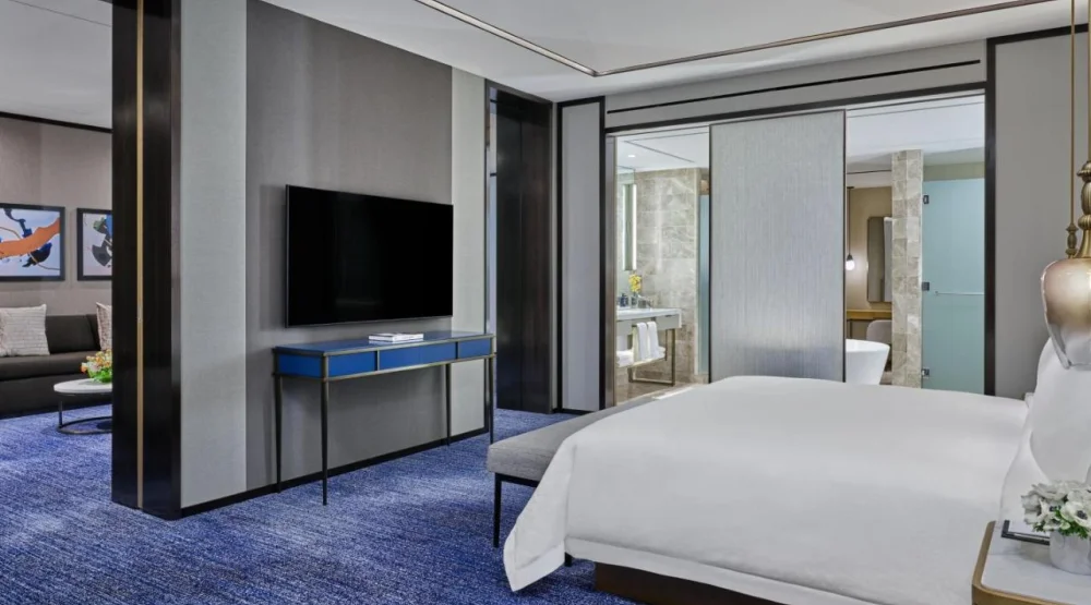 Caroline Astor Suite at The St. Regis Chicago