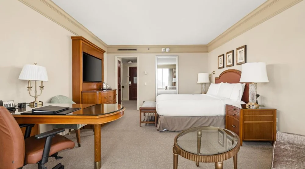 Deluxe King Room at Conrad Indianapolis