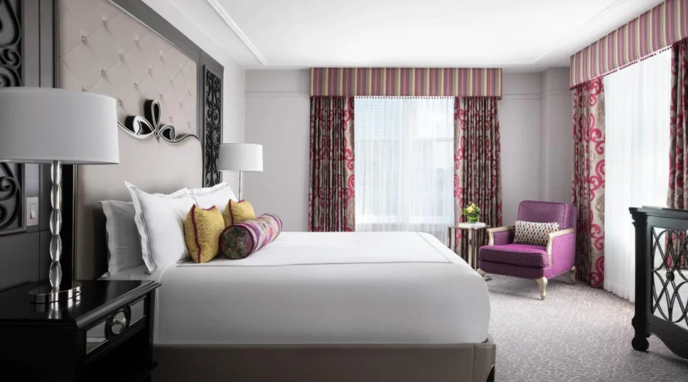 Deluxe King, Guest Room, One King at The Ritz-Carlton New Orleans