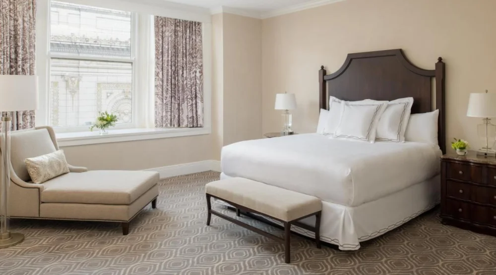 Astoria King Suite at The Roosevelt New Orleans