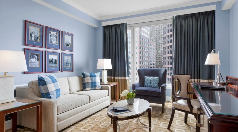 Deluxe City Tower at Boston Harbor Hotel