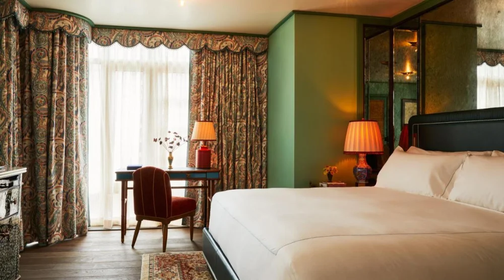 Deluxe King Room at The Fifth Avenue Hotel