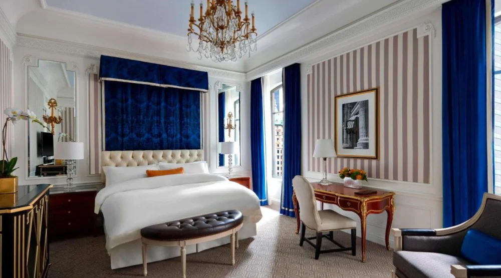 Grand Luxe King Room - Butler Service at The St. Regis New York