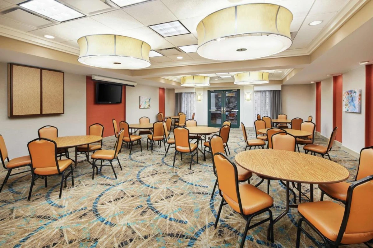 Homewood Suites By Hilton Columbus - Hotel Photo 18